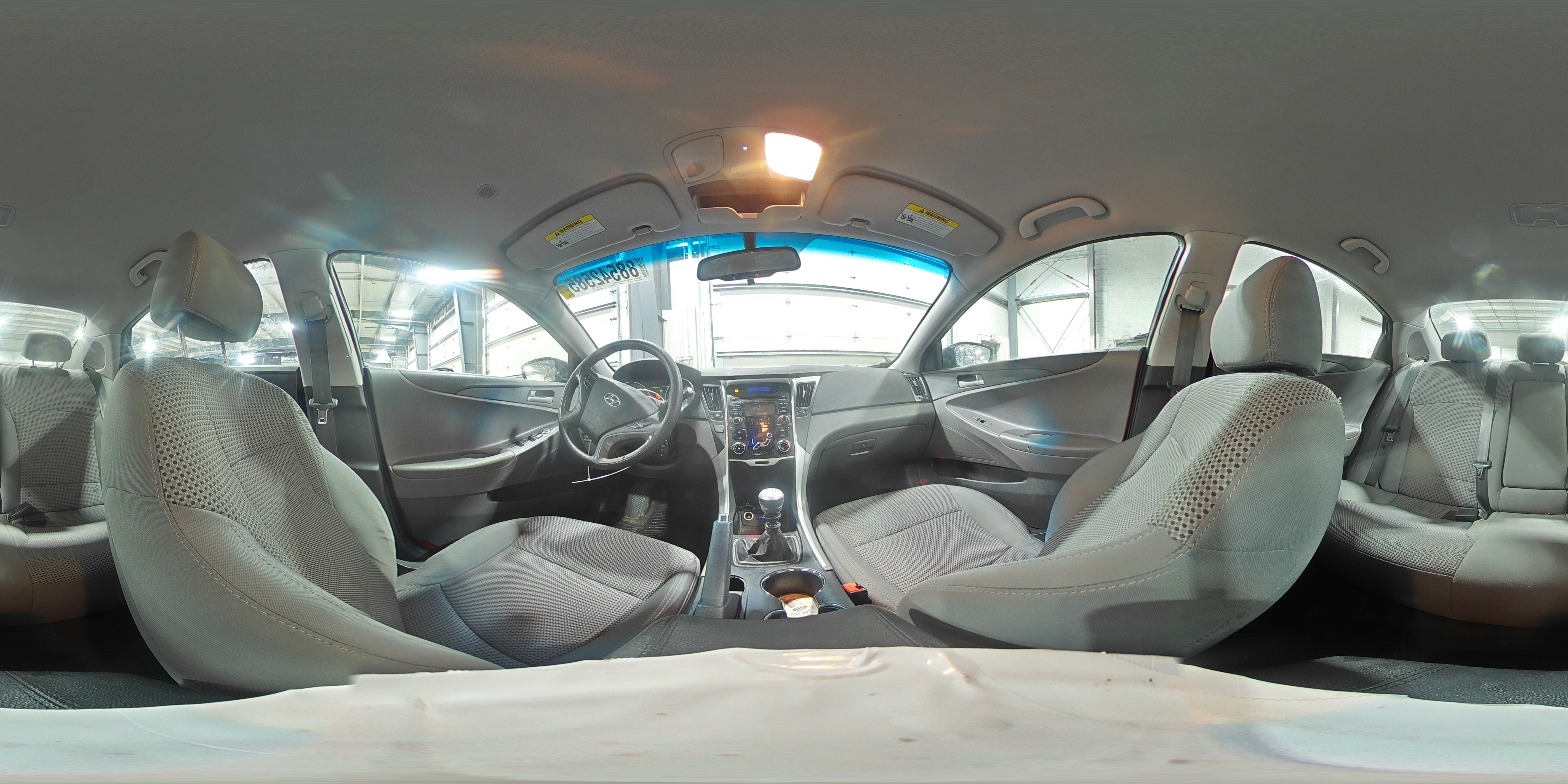 2012 Hyundai Sonata - Image 14