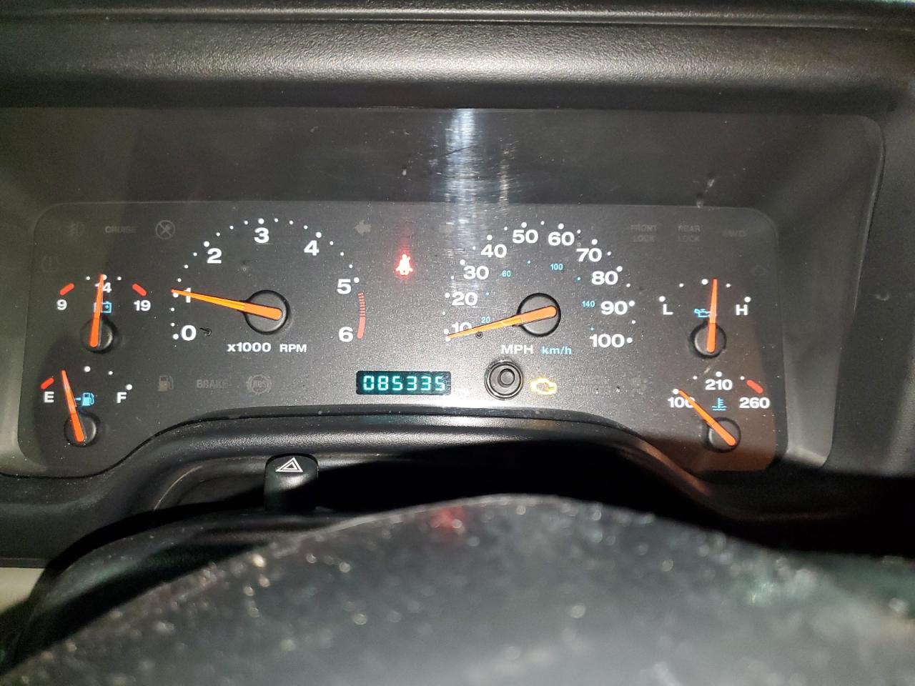 2003 Jeep Wrangler - Image 9