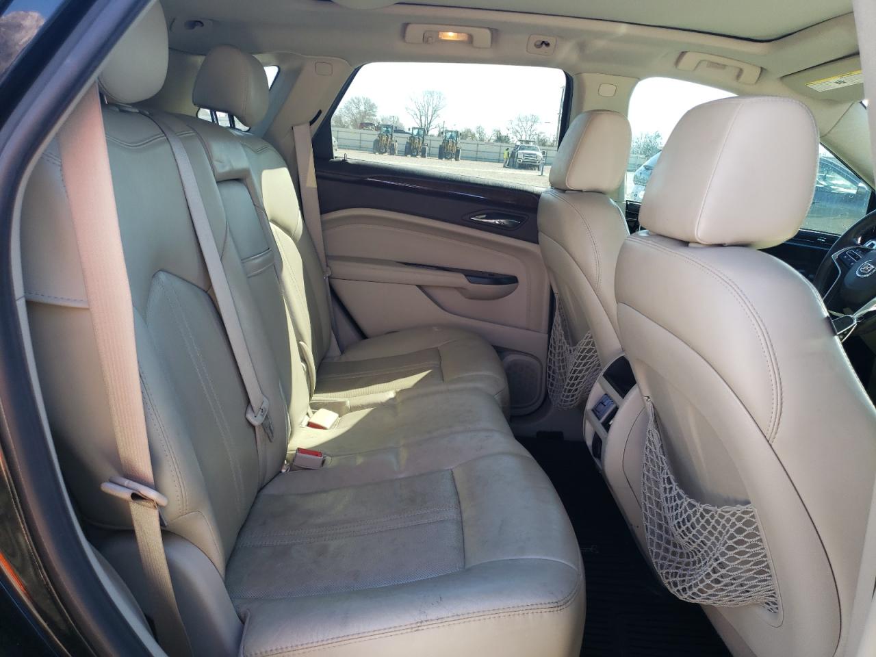 2016 Cadillac SRX - Image 11