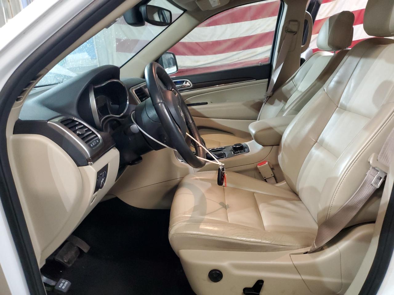 2018 Jeep Grand Cherokee - Image 7