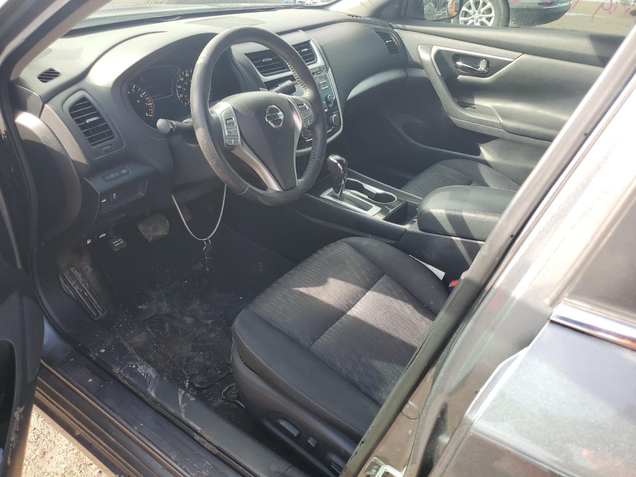 2018 Nissan Altima - Image 7