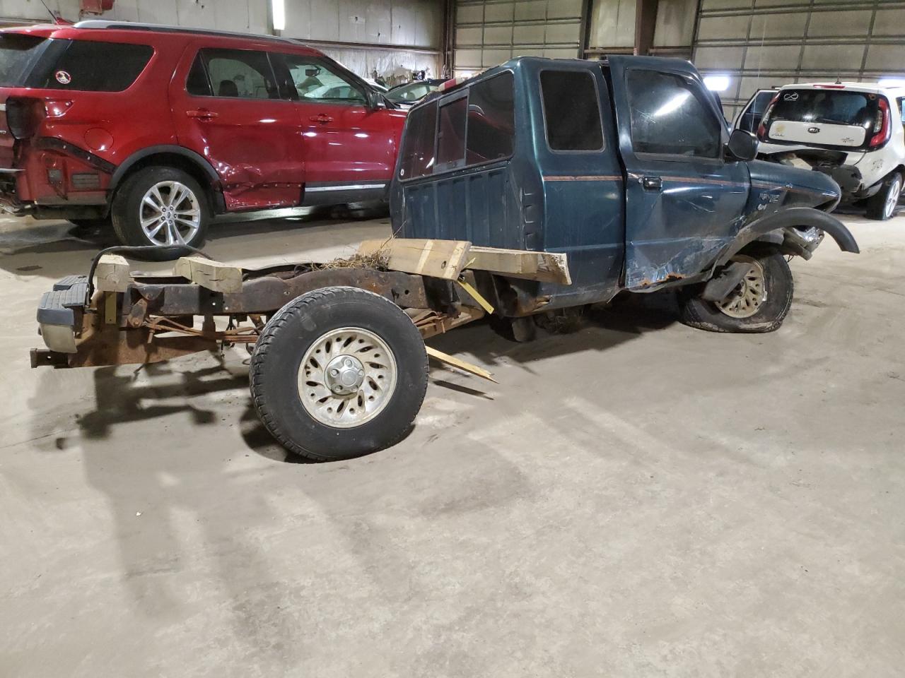 FORD RANGER 1998 VIN 1FTZR15XXWPA60425 фото 3