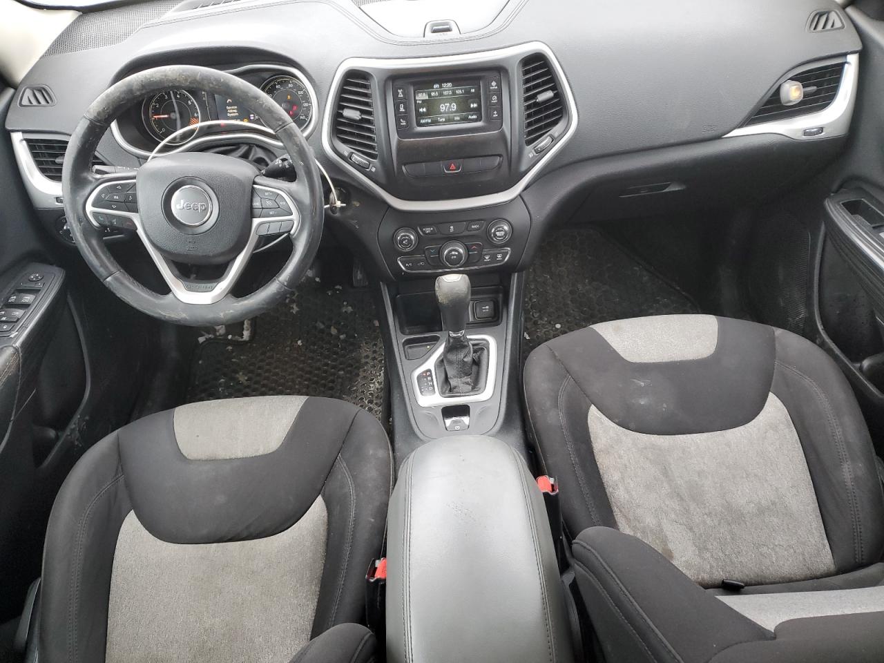 2014 Jeep Grand Cherokee - Image 8