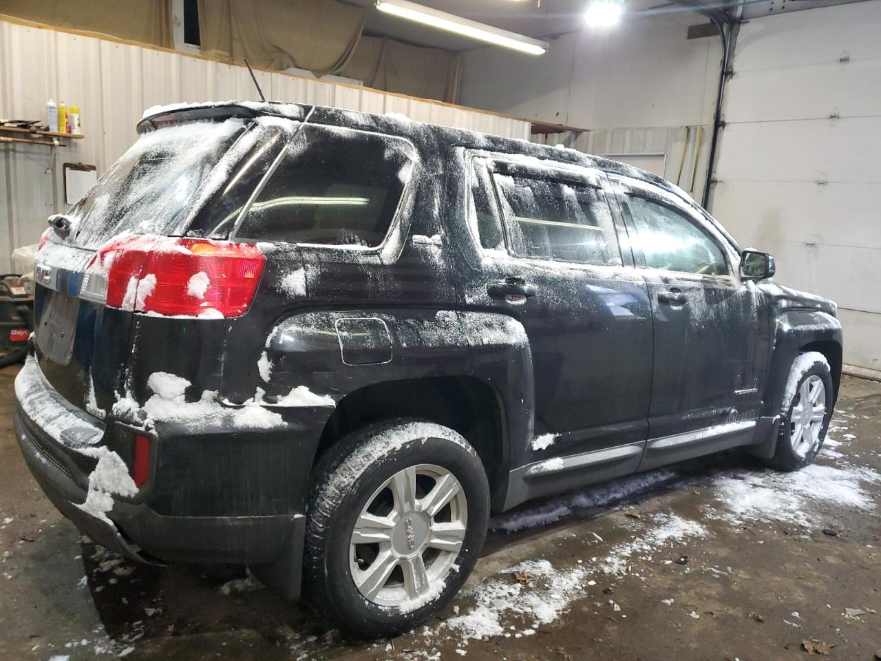 2016 GMC Terrain - Image 3
