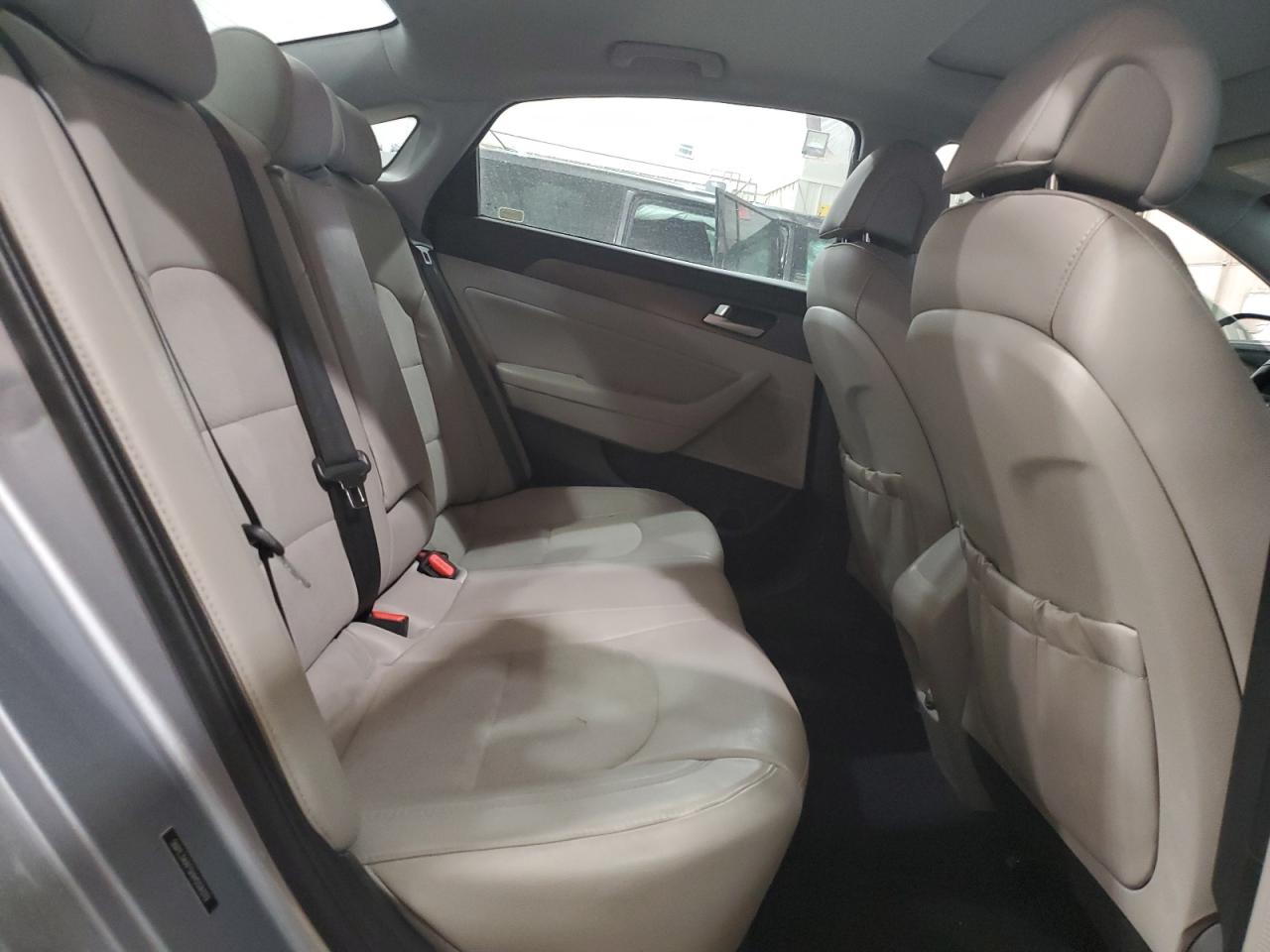 2017 Hyundai Sonata - Image 10