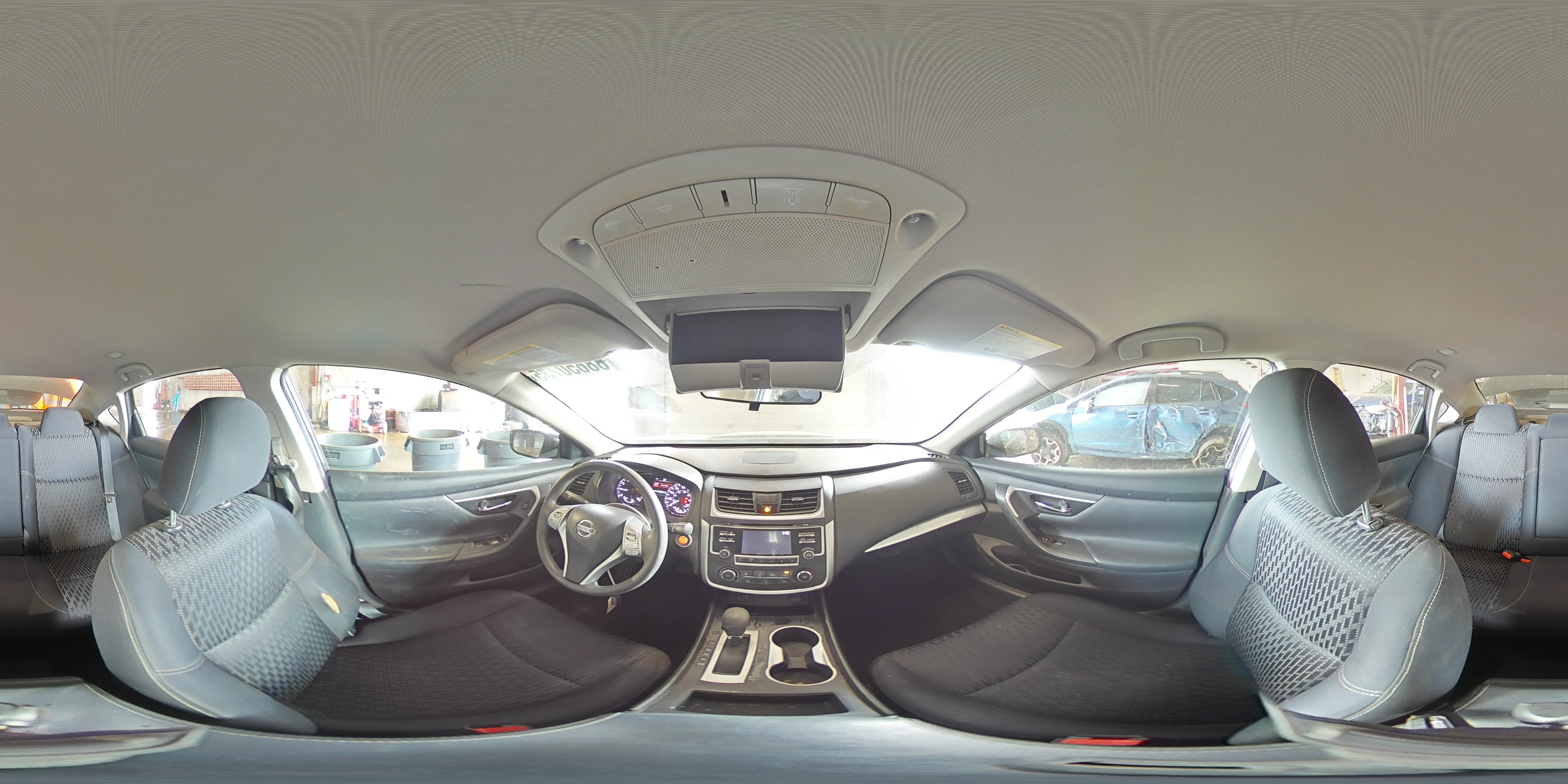 2017 Nissan Altima - Image 15