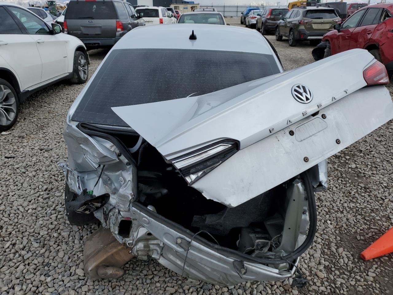 2020 Volkswagen Passat - Image 6