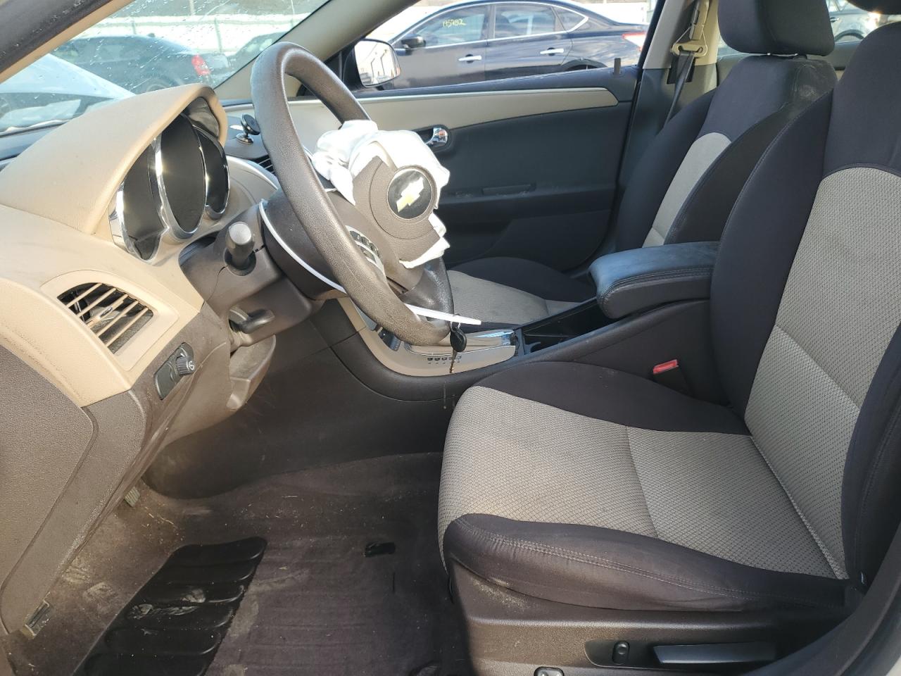 2011 Chevrolet Malibu - Image 7