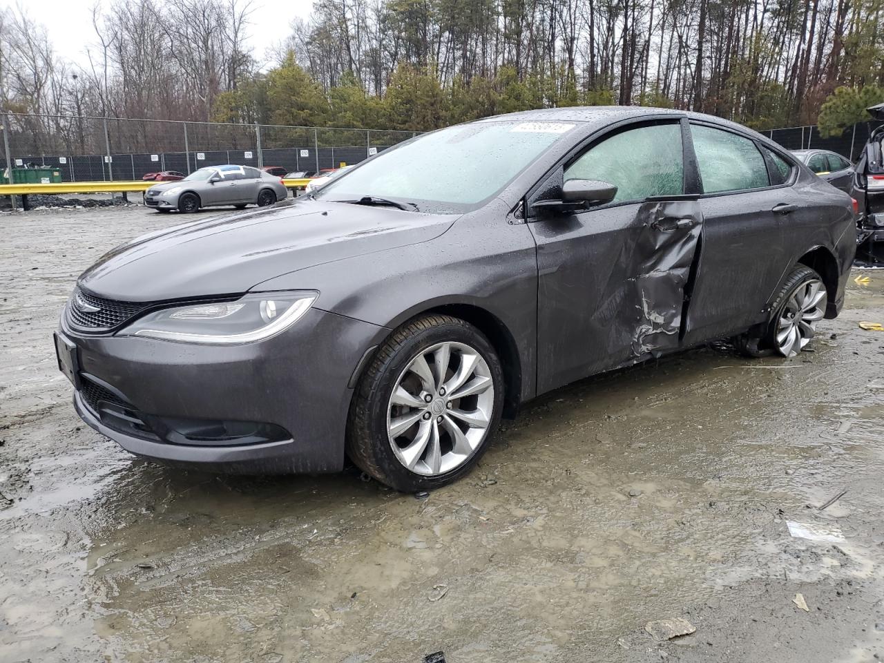 2015 Chrysler 200 - Image 1