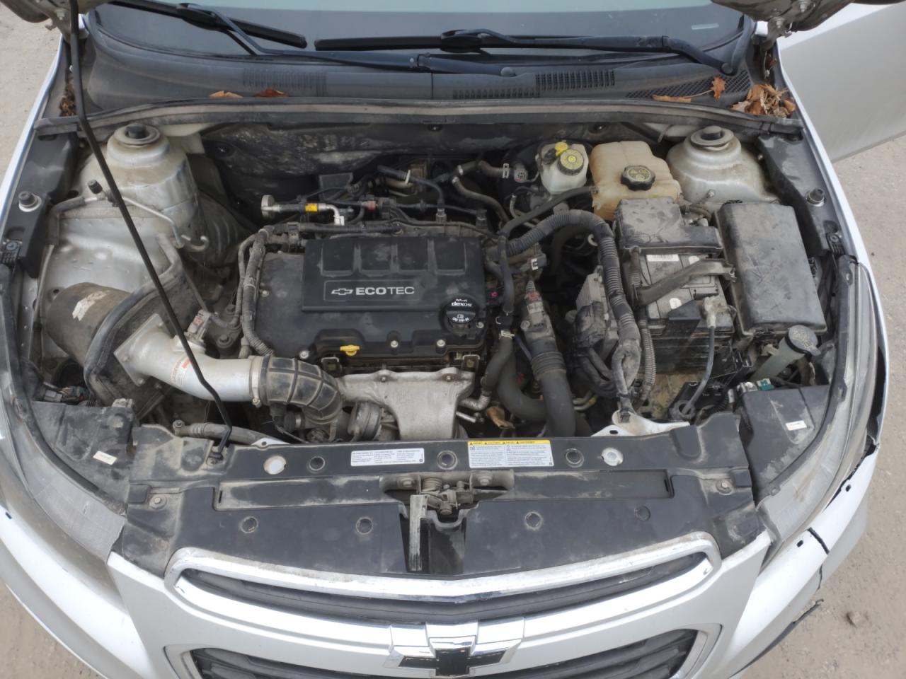 2015 Chevrolet Cruze - Image 11