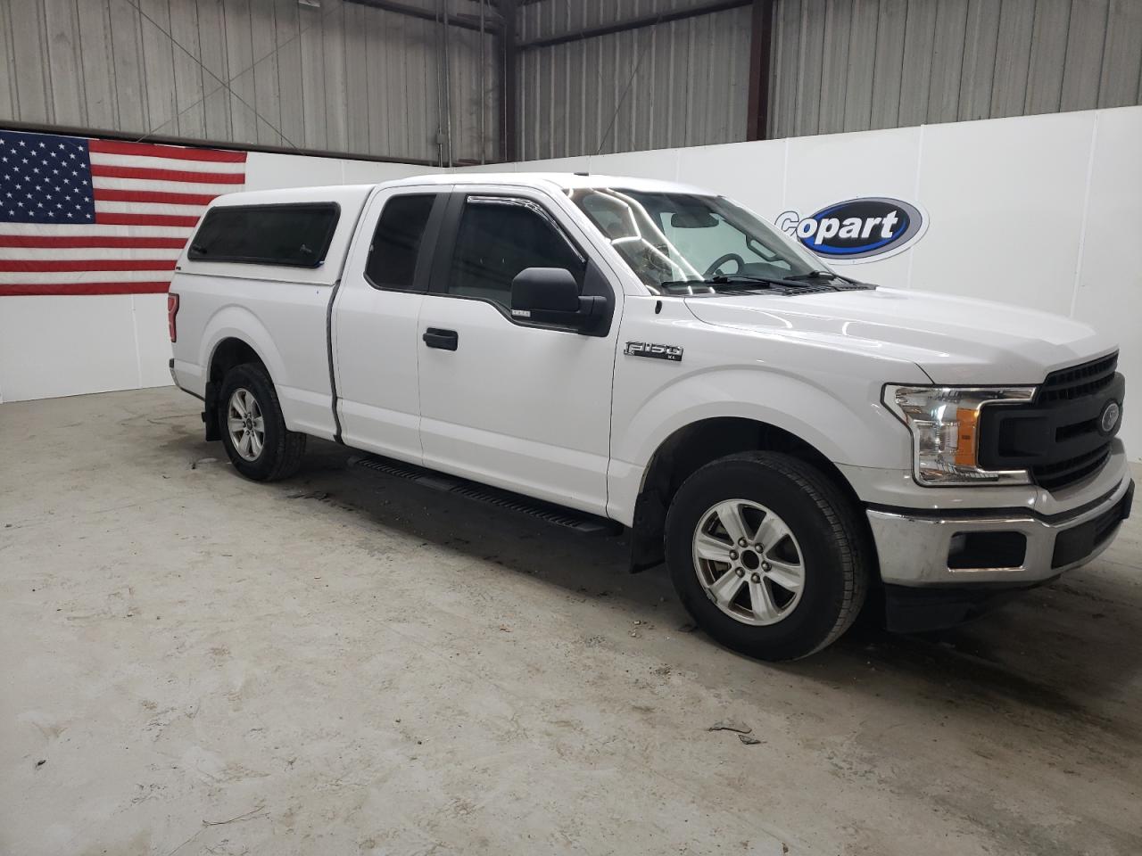 VIN 1FTEX1CB2JKE81847 2018 FORD F-150 no.4