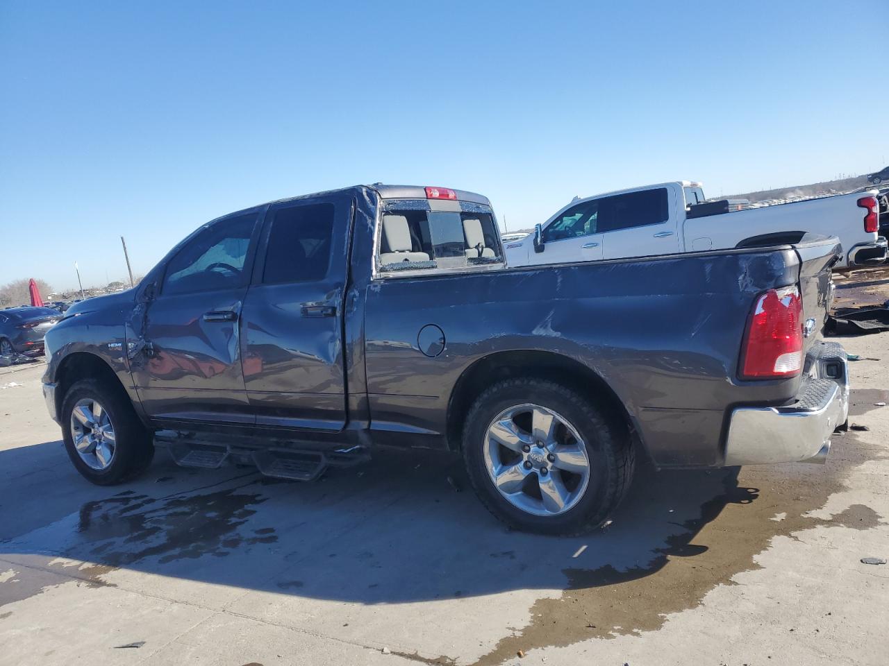 2019 RAM 1500 - Image 2
