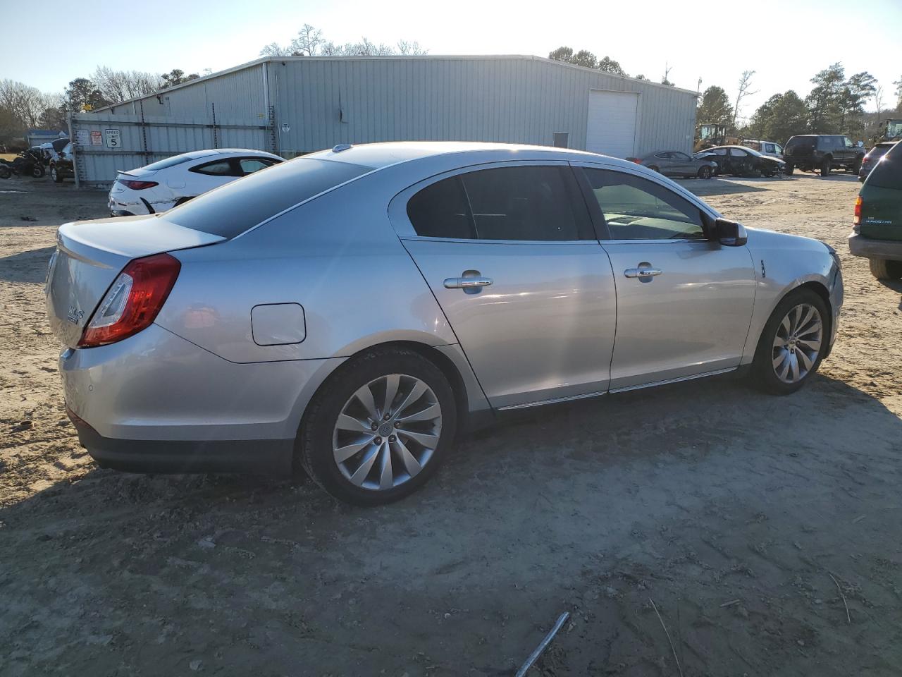 2013 Lincoln MKS - Image 3