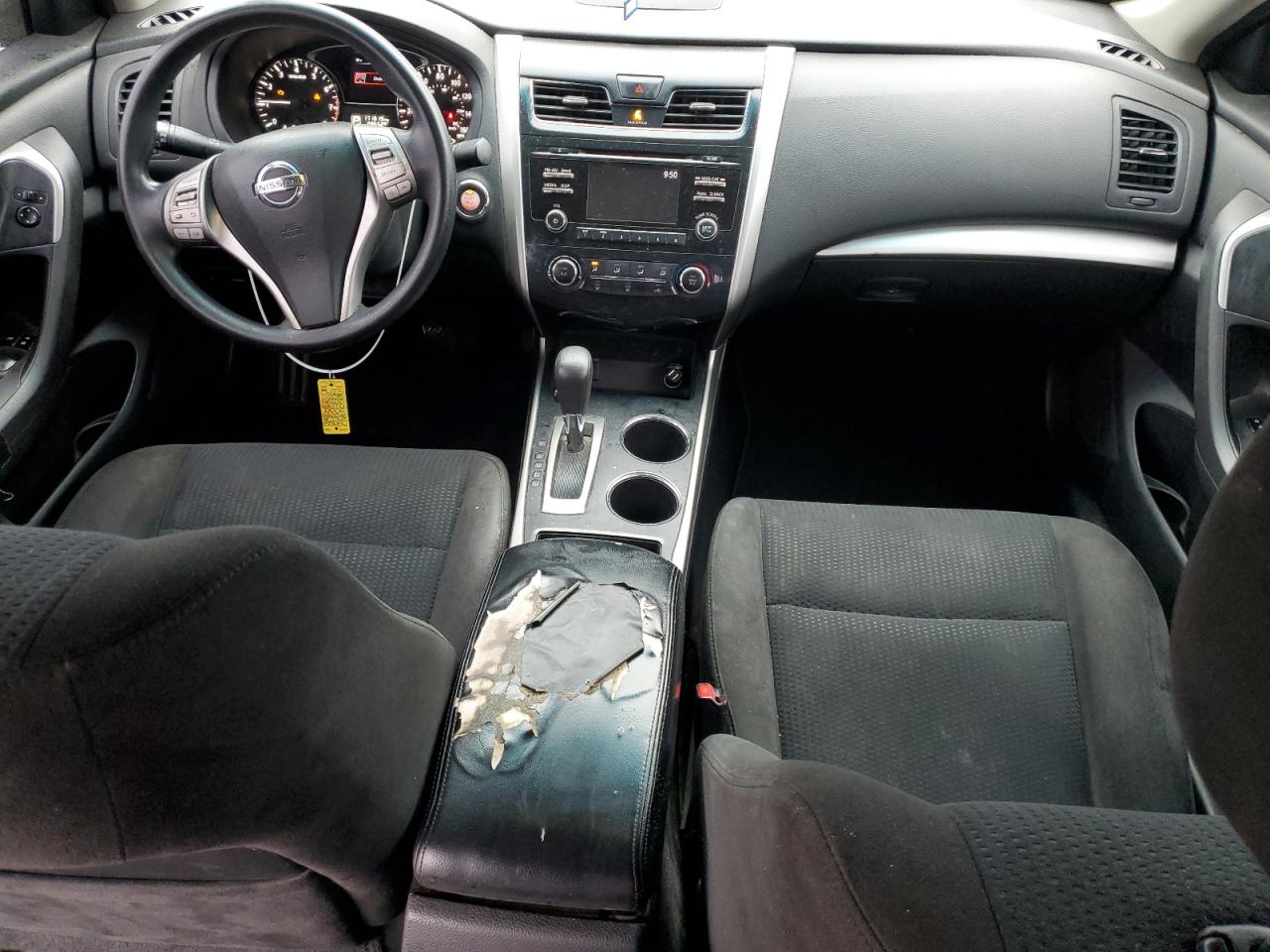 2015 Nissan Altima - Image 8