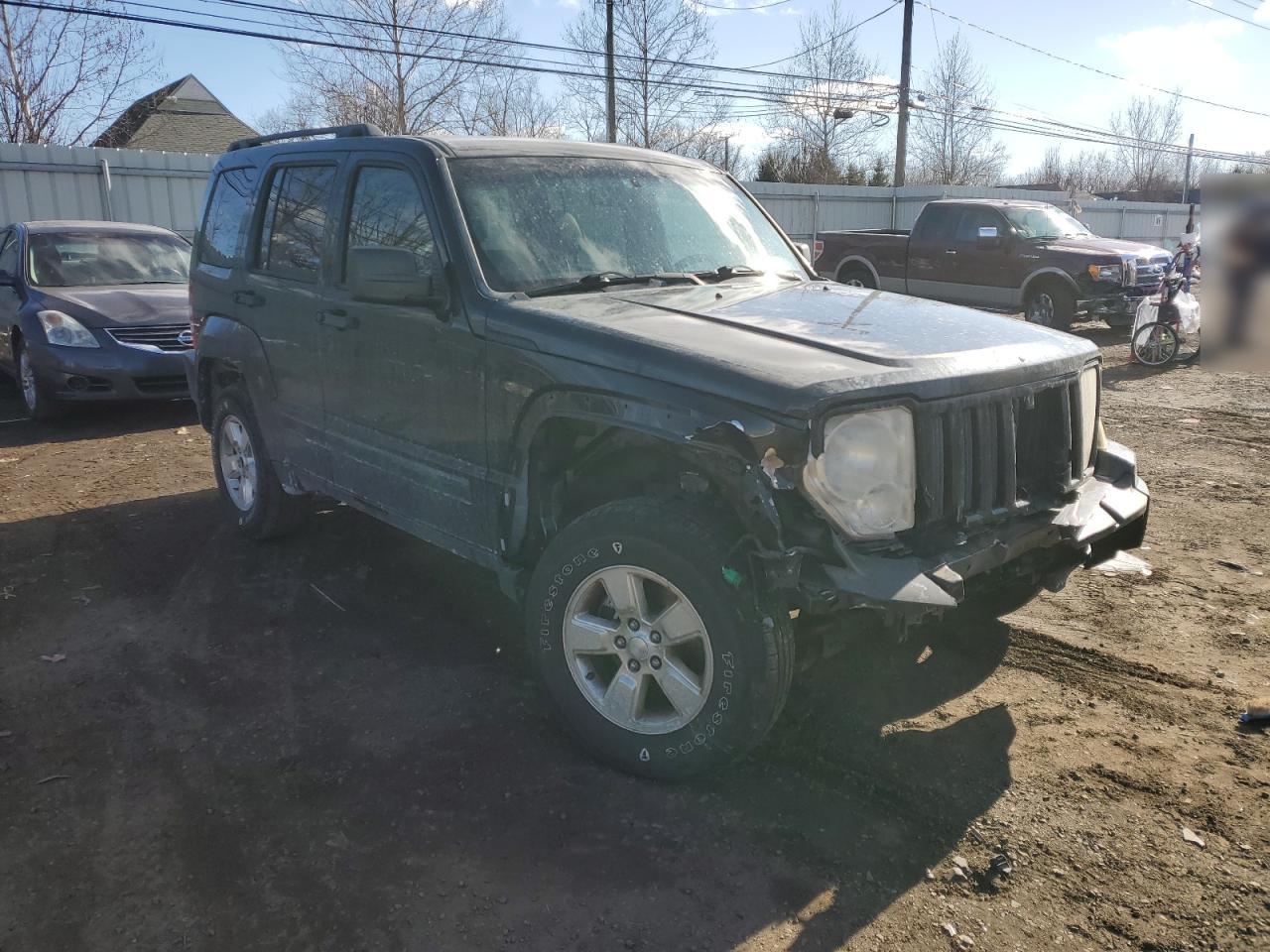 2012 Jeep Liberty (North America) - Image 4