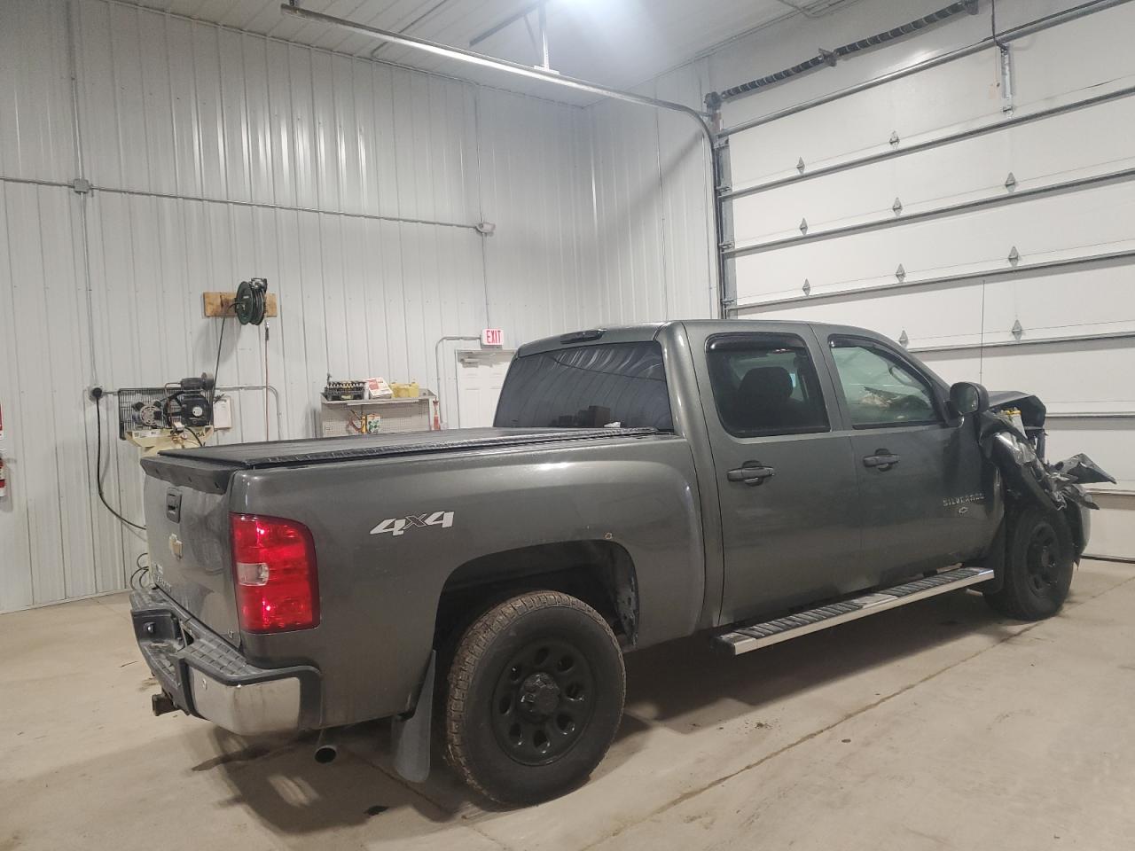 2011 Chevrolet Silverado - Image 3