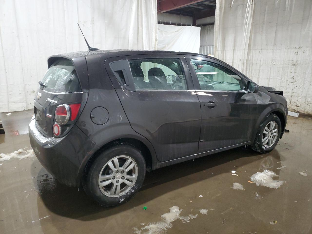 2013 Chevrolet Sonic - Image 3