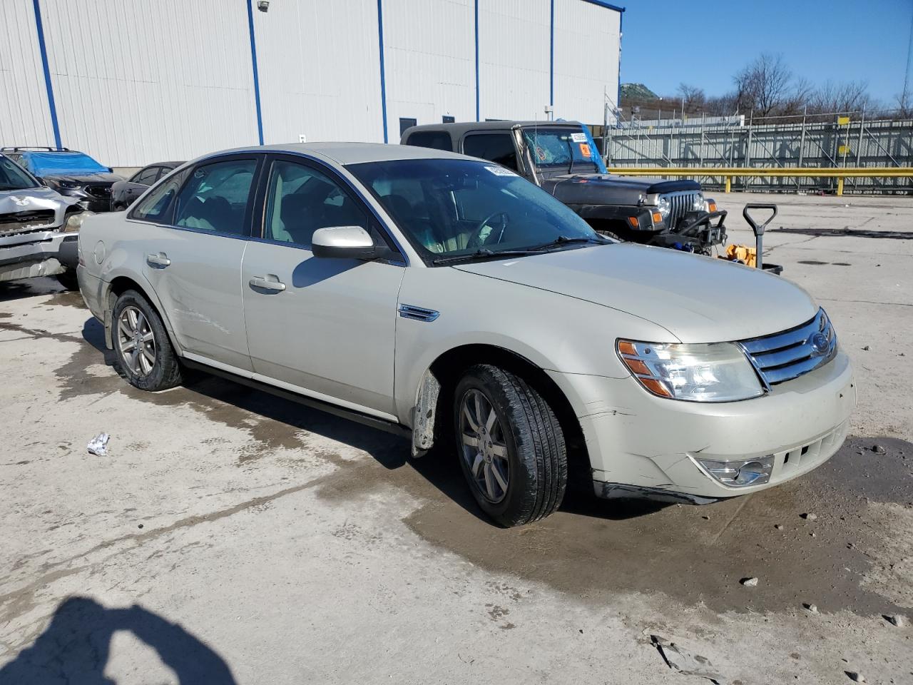 2008 Ford Taurus - Image 4