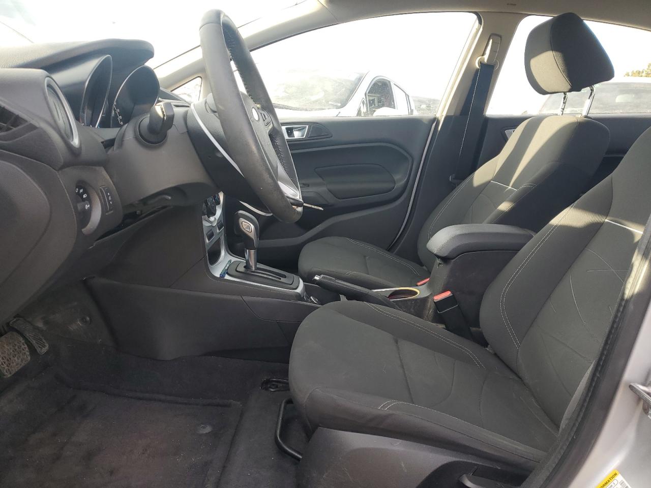 2014 Ford Fiesta - Image 7