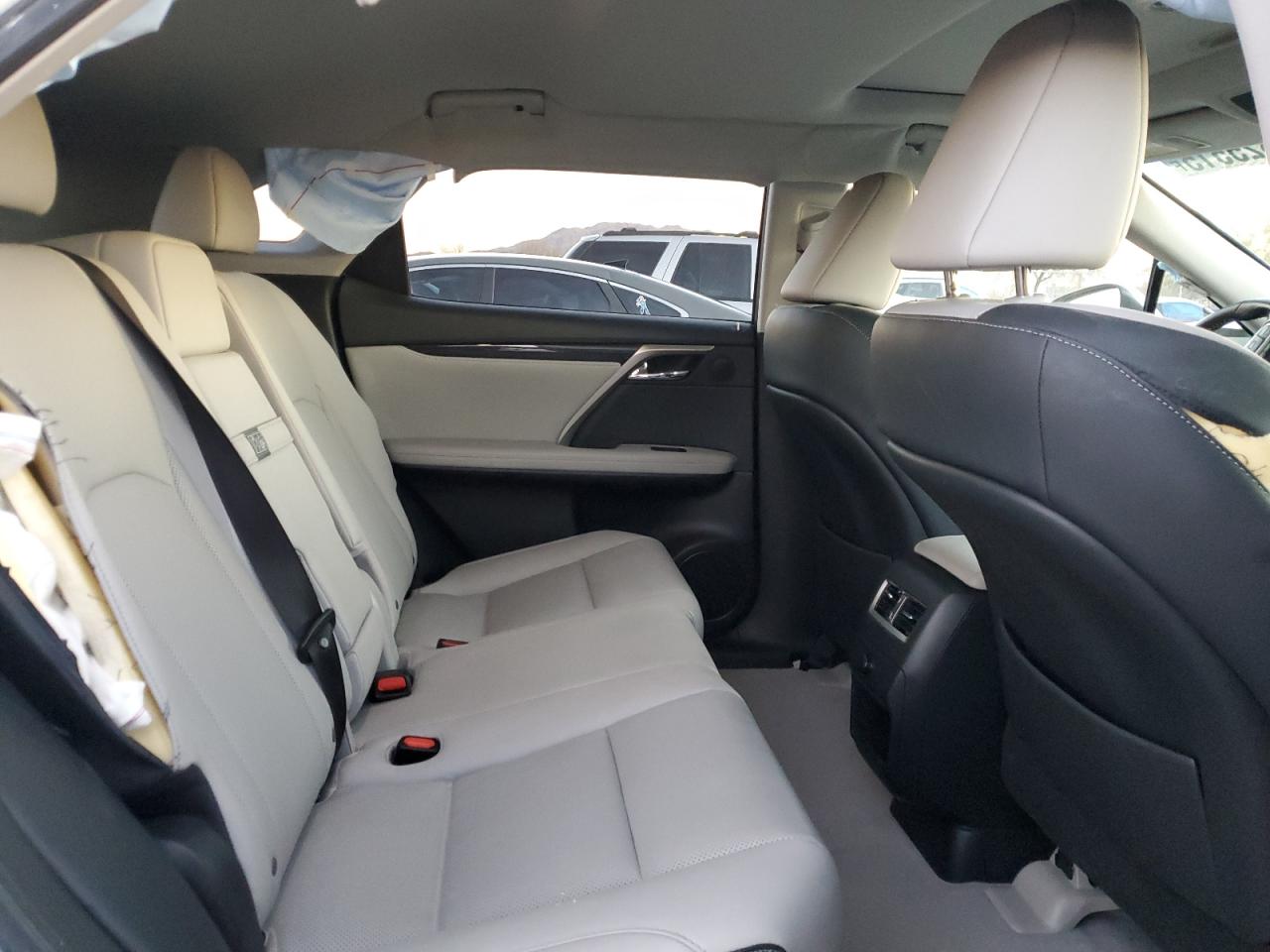 2019 Lexus RX - Image 11