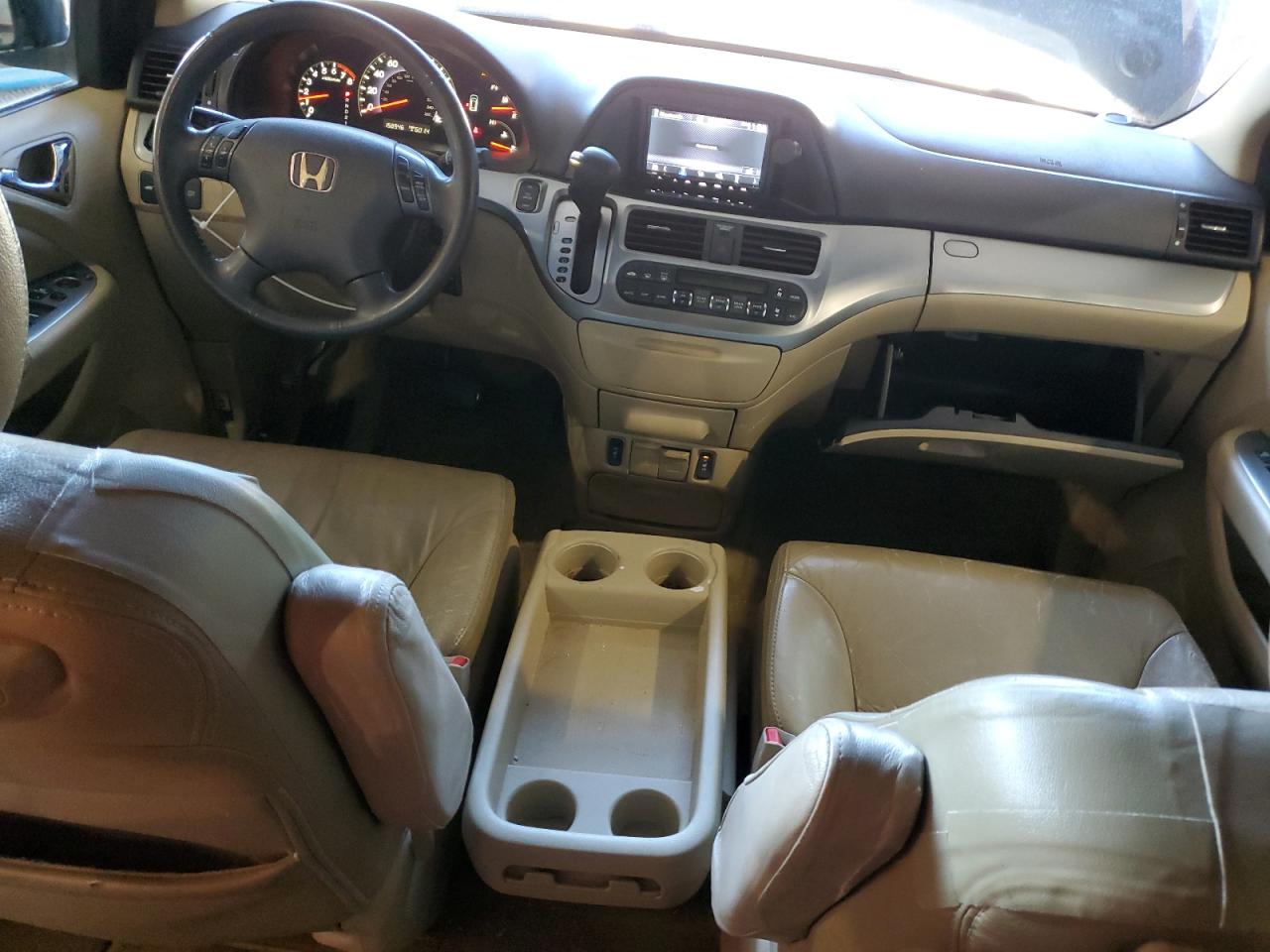 2009 Honda Odyssey - Image 8