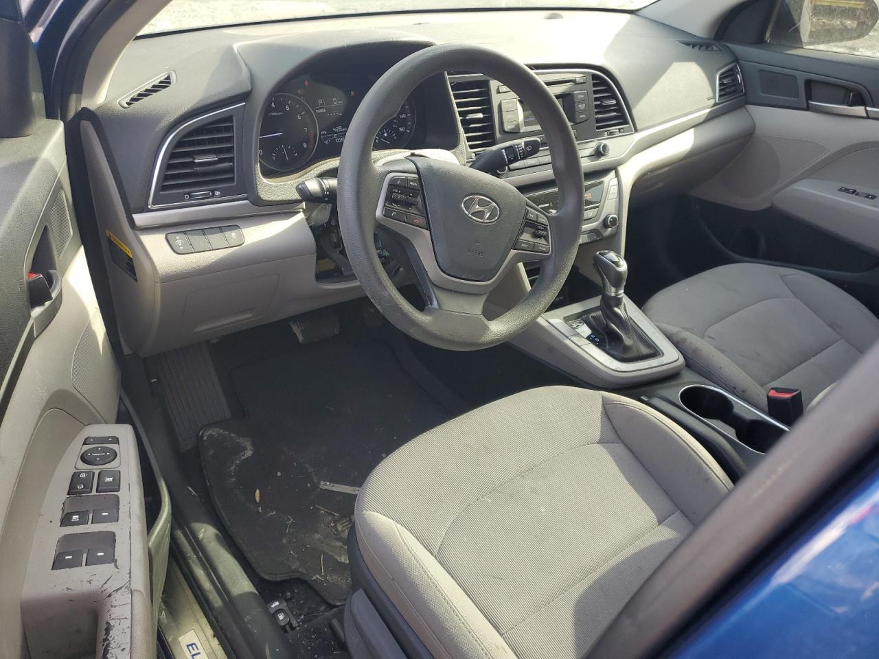 2018 Hyundai Elantra - Image 8