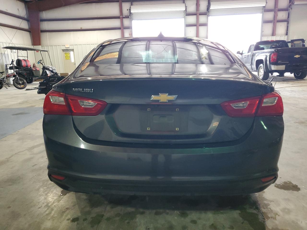2017 Chevrolet Malibu - Image 6