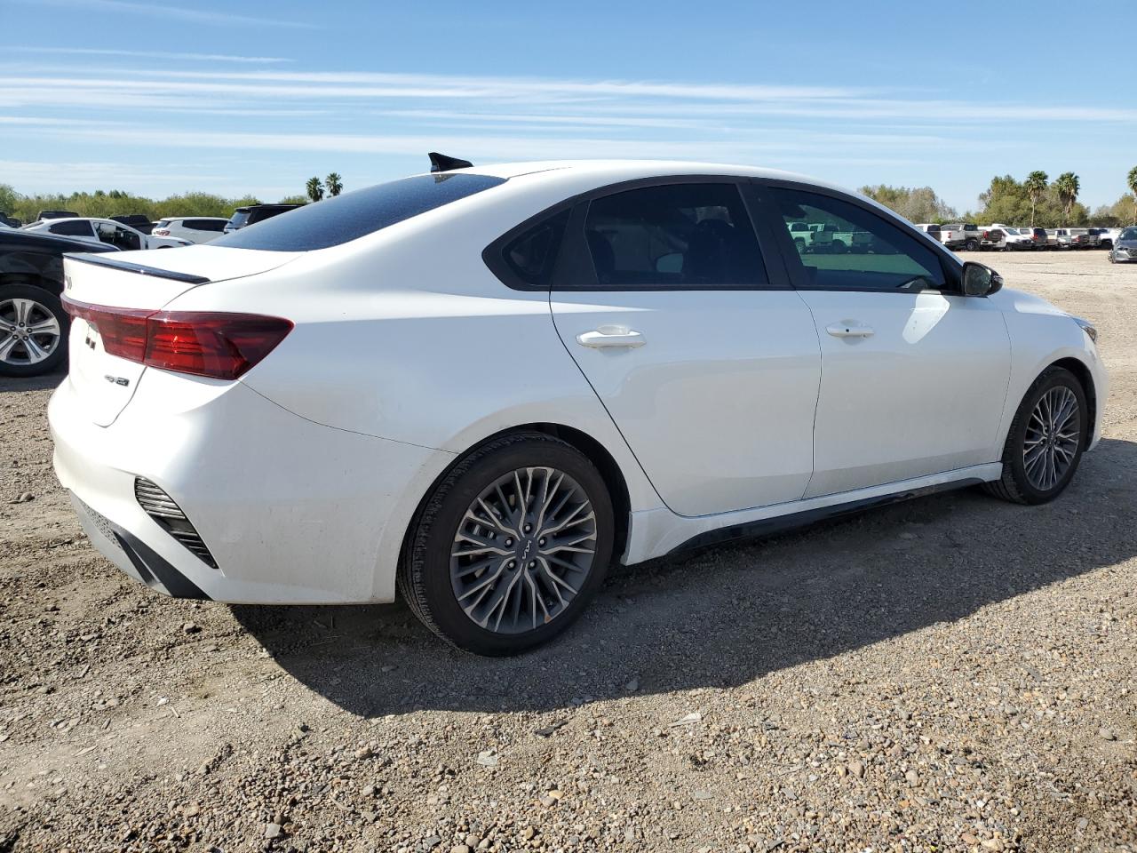 2023 Kia Forte - Image 3