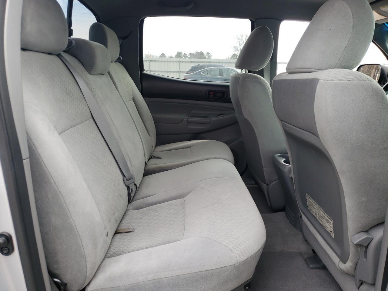 2011 Toyota Tacoma - Image 10