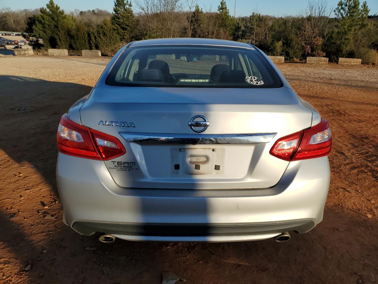 2016 Nissan Altima - Image 6