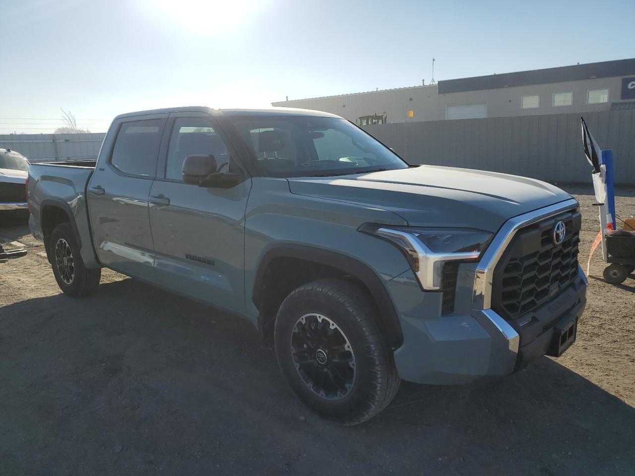 2023 Toyota Tundra - Image 4