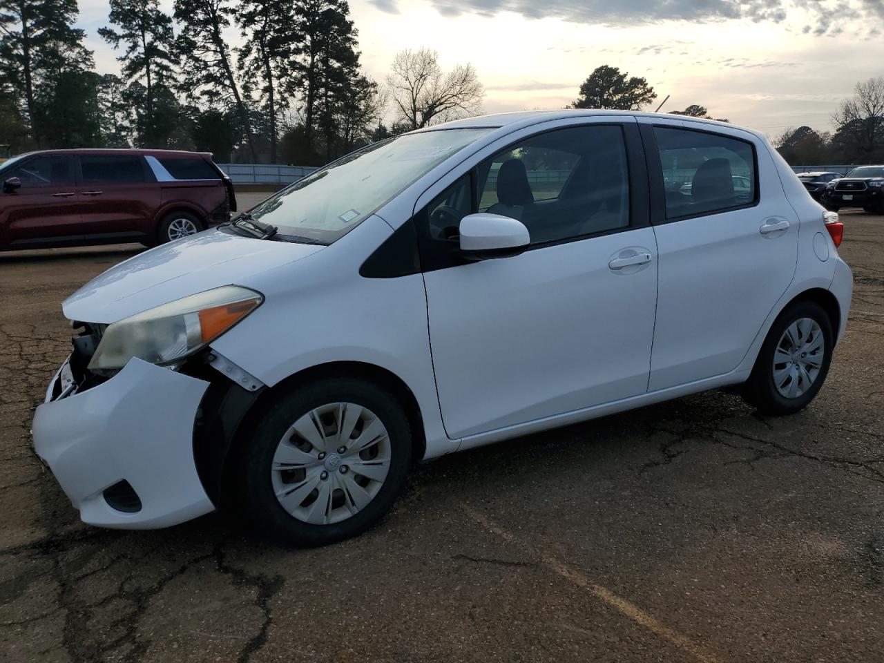 2013 Toyota Yaris - Image 1