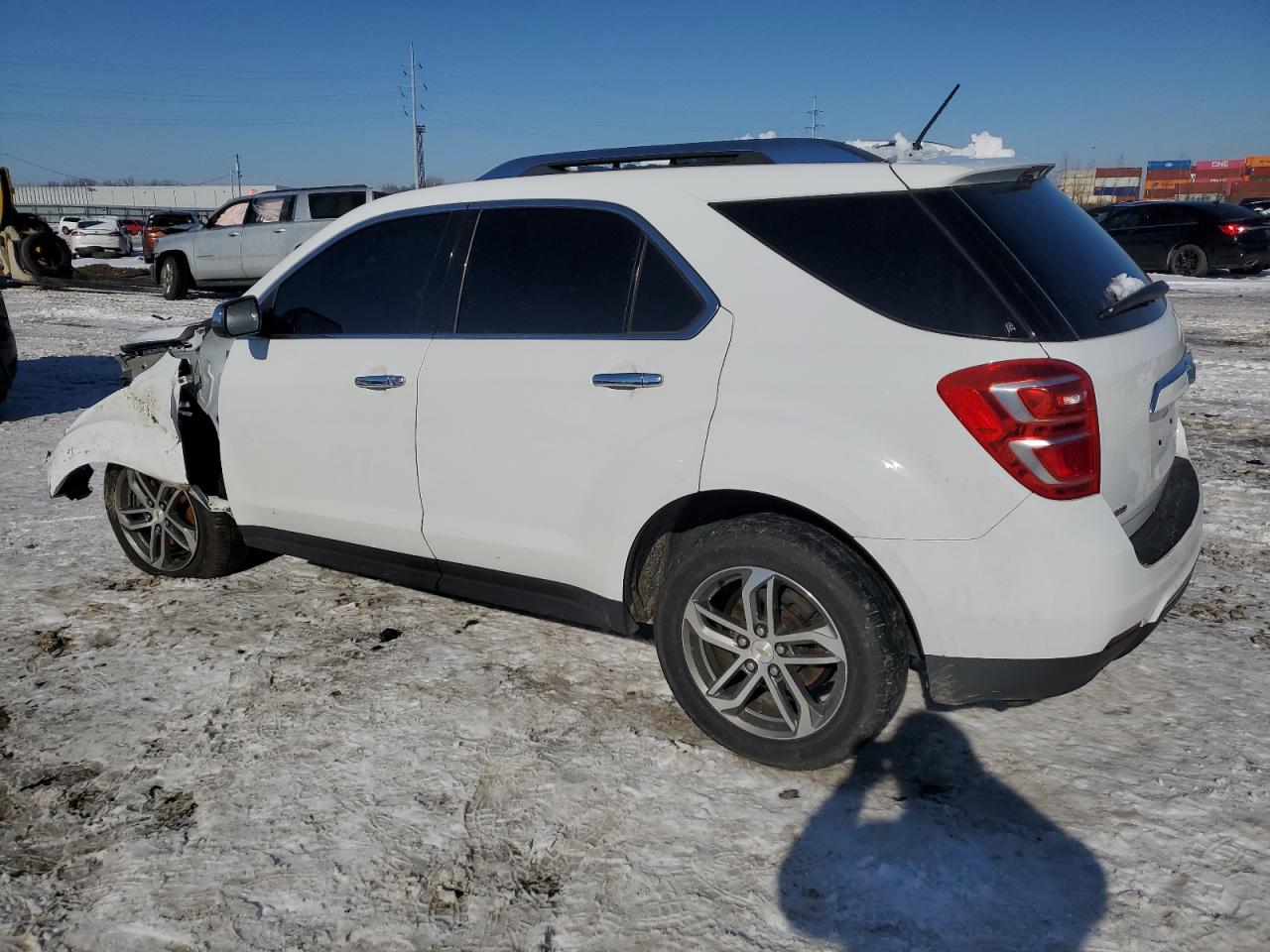 2016 Chevrolet Equinox - Image 2
