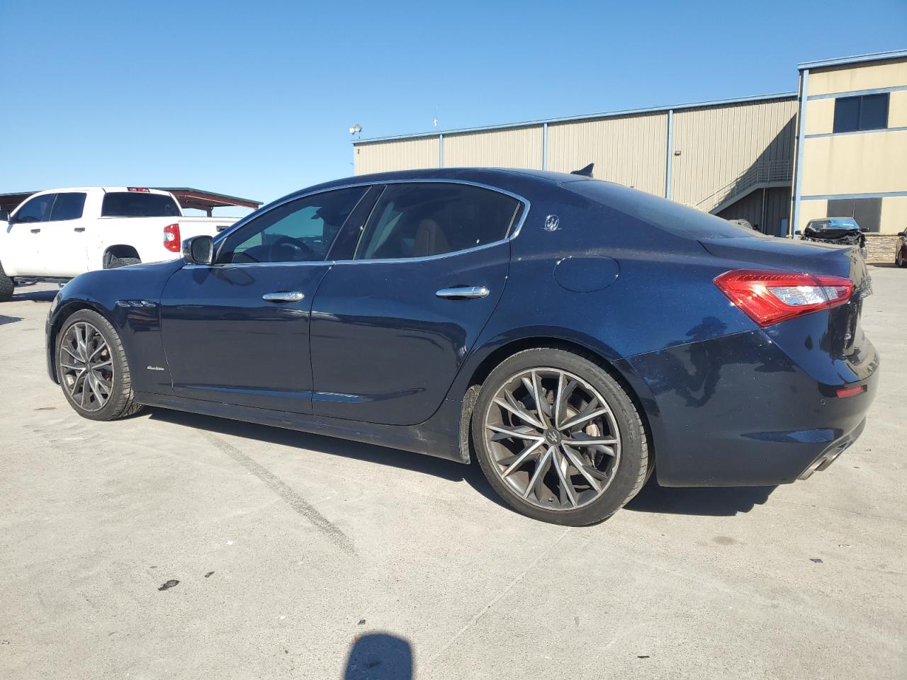2019 Maserati Ghibli - Image 2