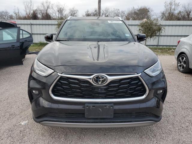  TOYOTA HIGHLANDER 2022 Чорний