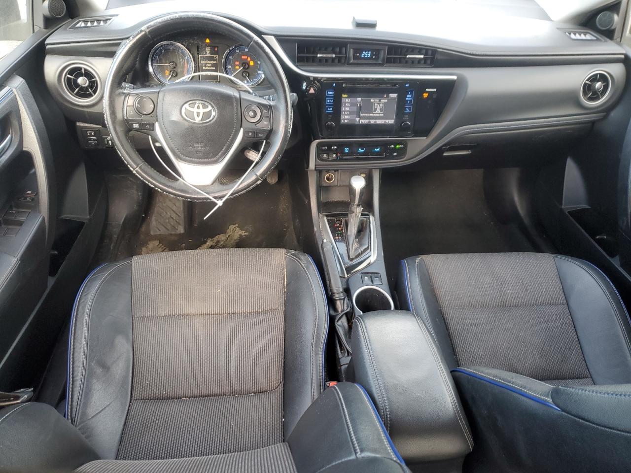 2017 Toyota Corolla - Image 8
