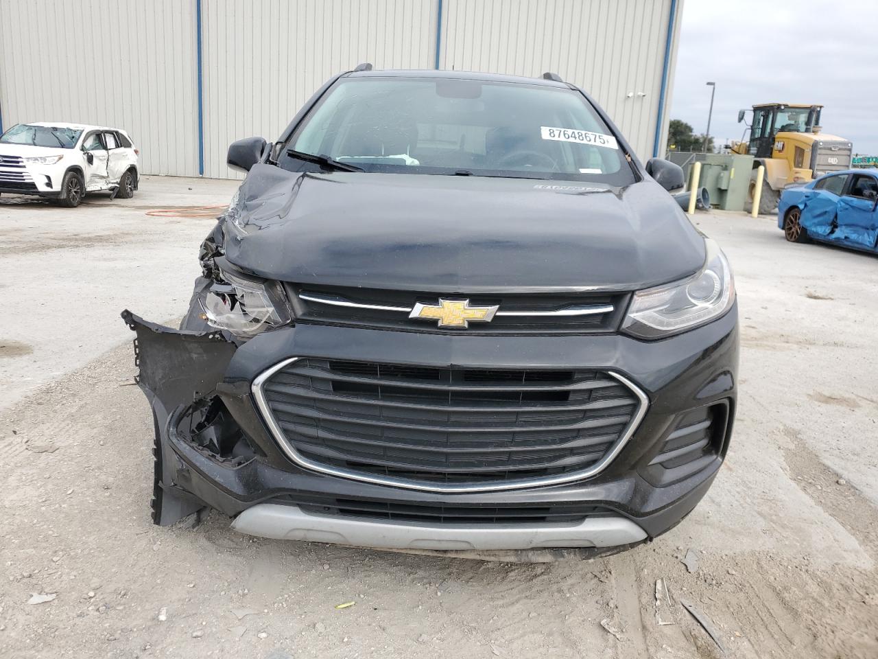 VIN 3GNCJLSB9JL263786 2018 CHEVROLET TRAX no.5