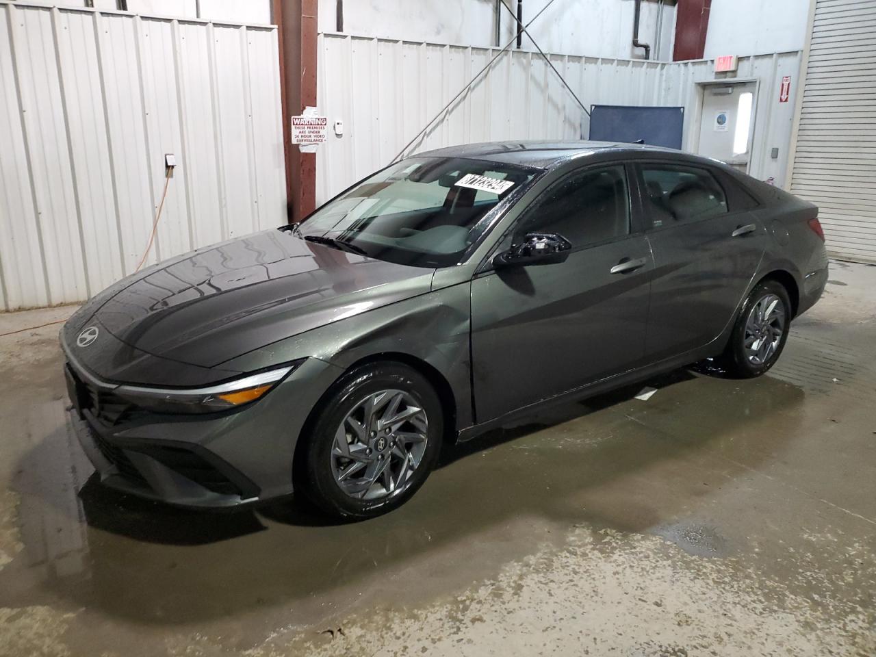2024 Hyundai Elantra - Image 1