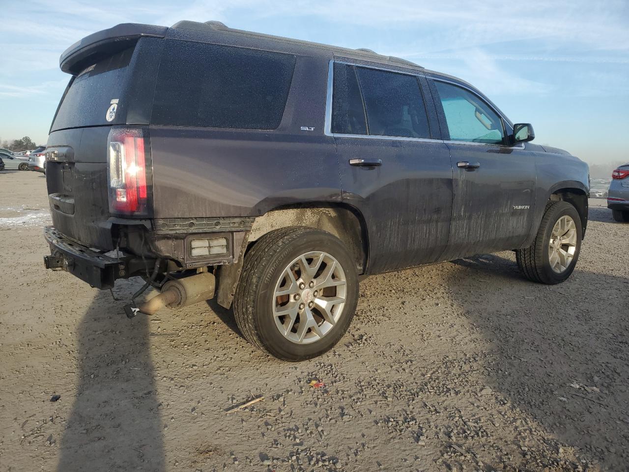 2015 GMC Yukon - Image 3