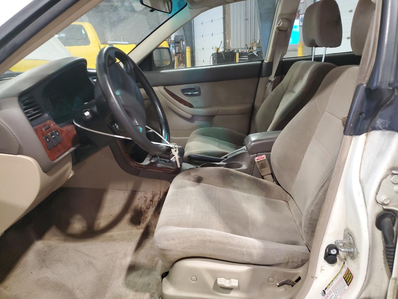 2004 Subaru Legacy - Image 7