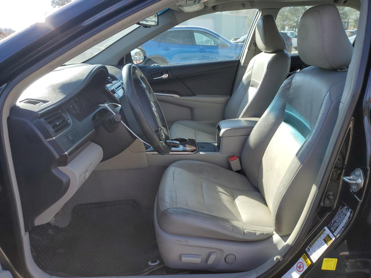2014 Toyota Camry - Image 7