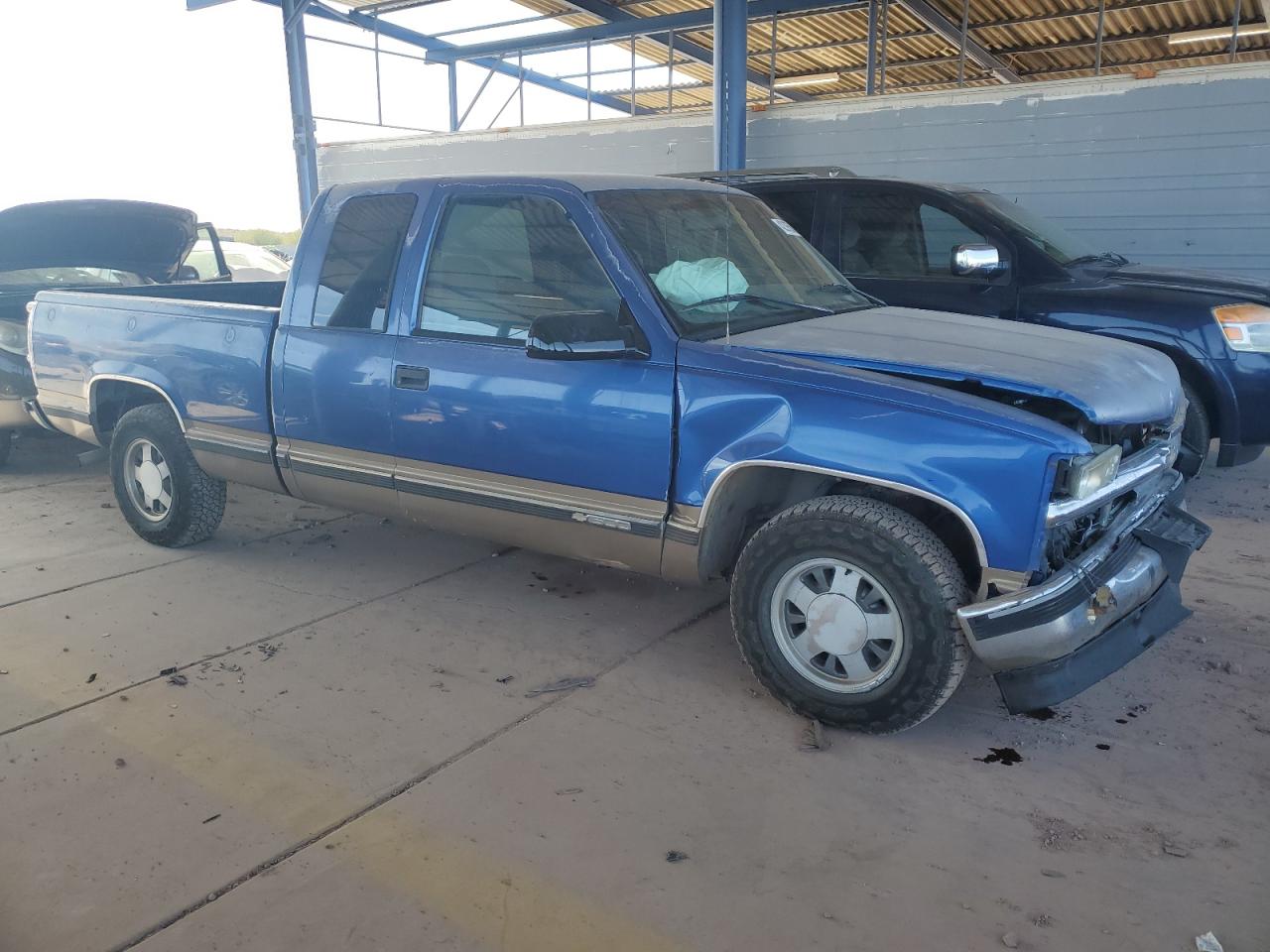 1997 Chevrolet GMT-400 - Image 4