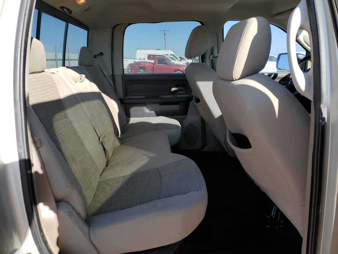 2009 Dodge RAM - Image 11