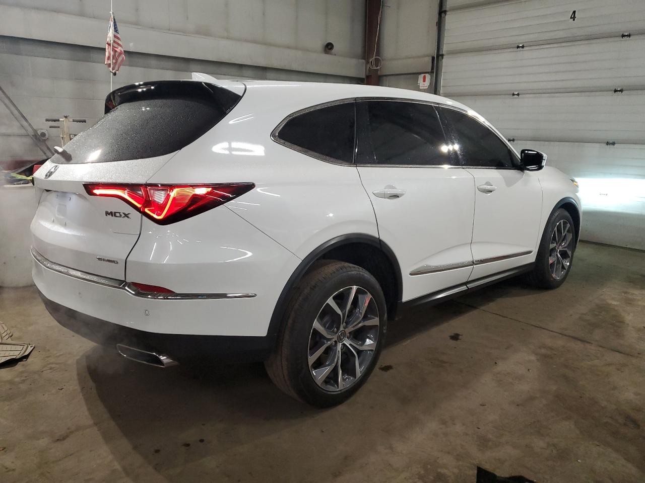 2023 Acura MDX - Image 3