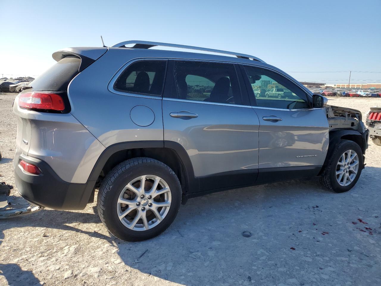 2016 Jeep Grand Cherokee - Image 3