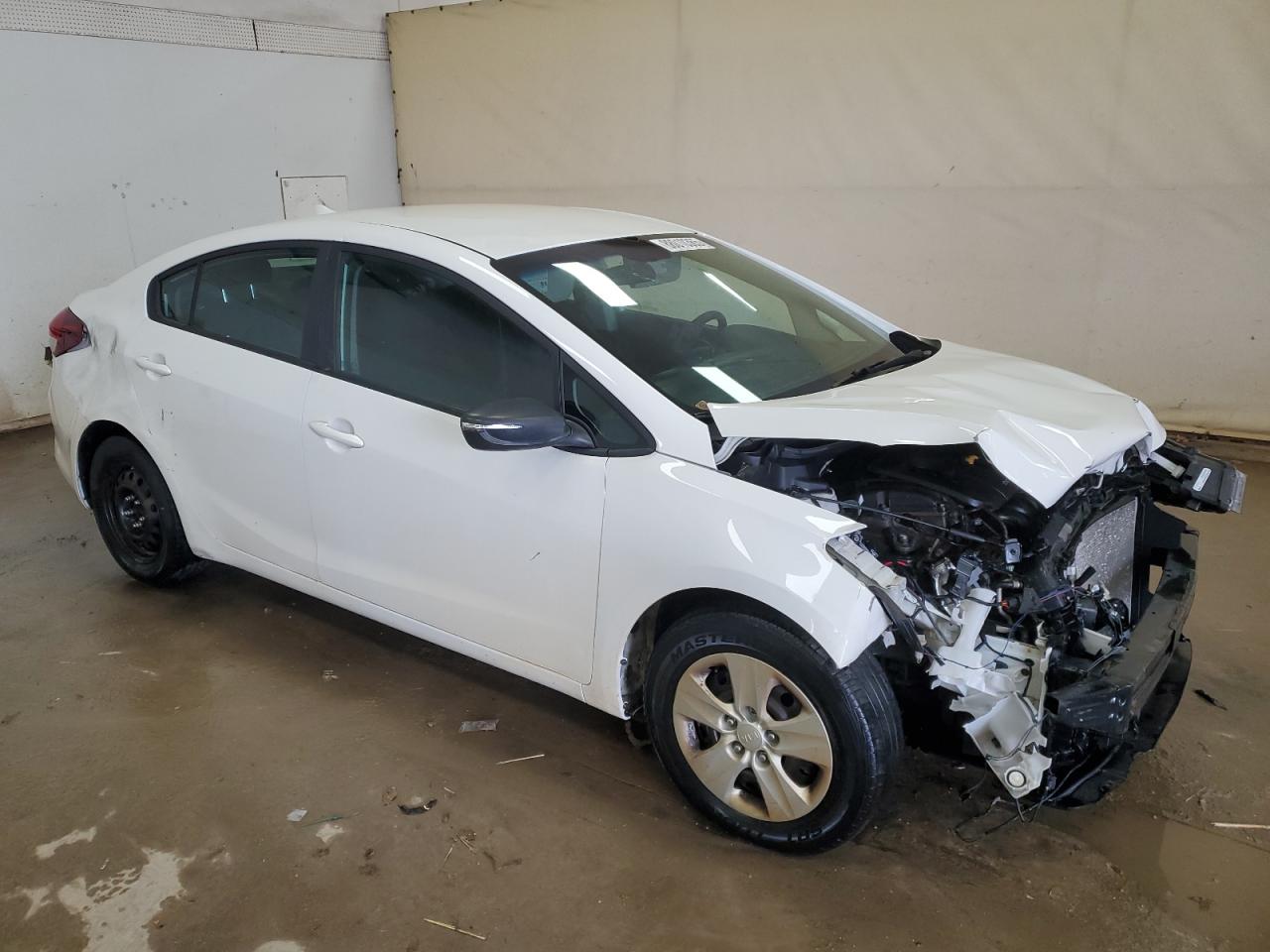 2017 Kia Forte - Image 4