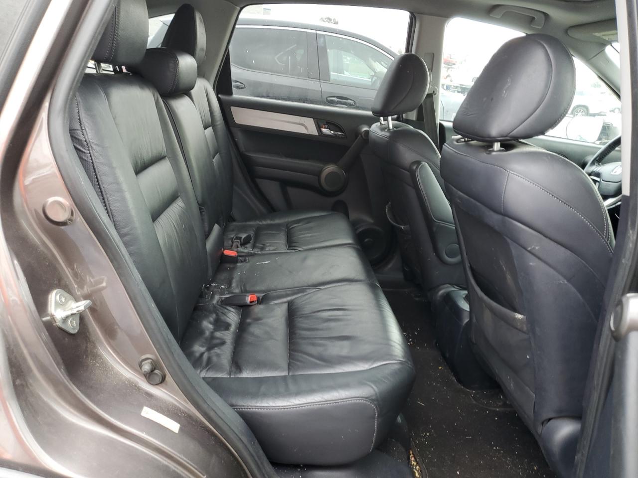 2011 Honda CR-V - Image 11