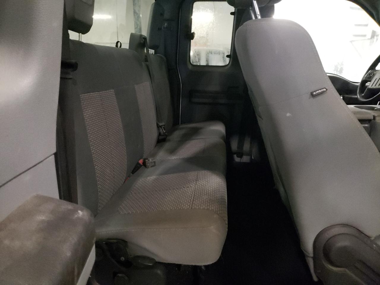 2011 Ford F350 - Image 10