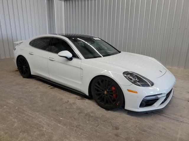 Sedans PORSCHE PANAMERA 2017 White