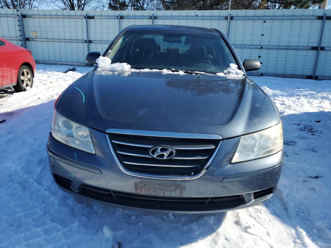 2009 Hyundai Sonata - Image 5